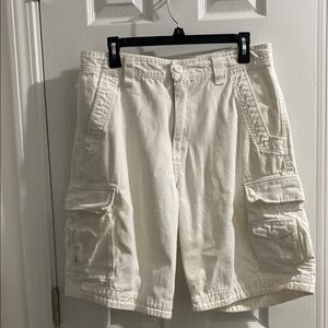 Men's Urban Pipeline White Cargo Shorts